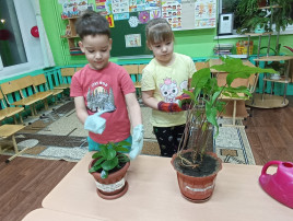Трудовой десант "Чистота-в наших руках!" Трудовой десант "Чистота-в наших руках!".